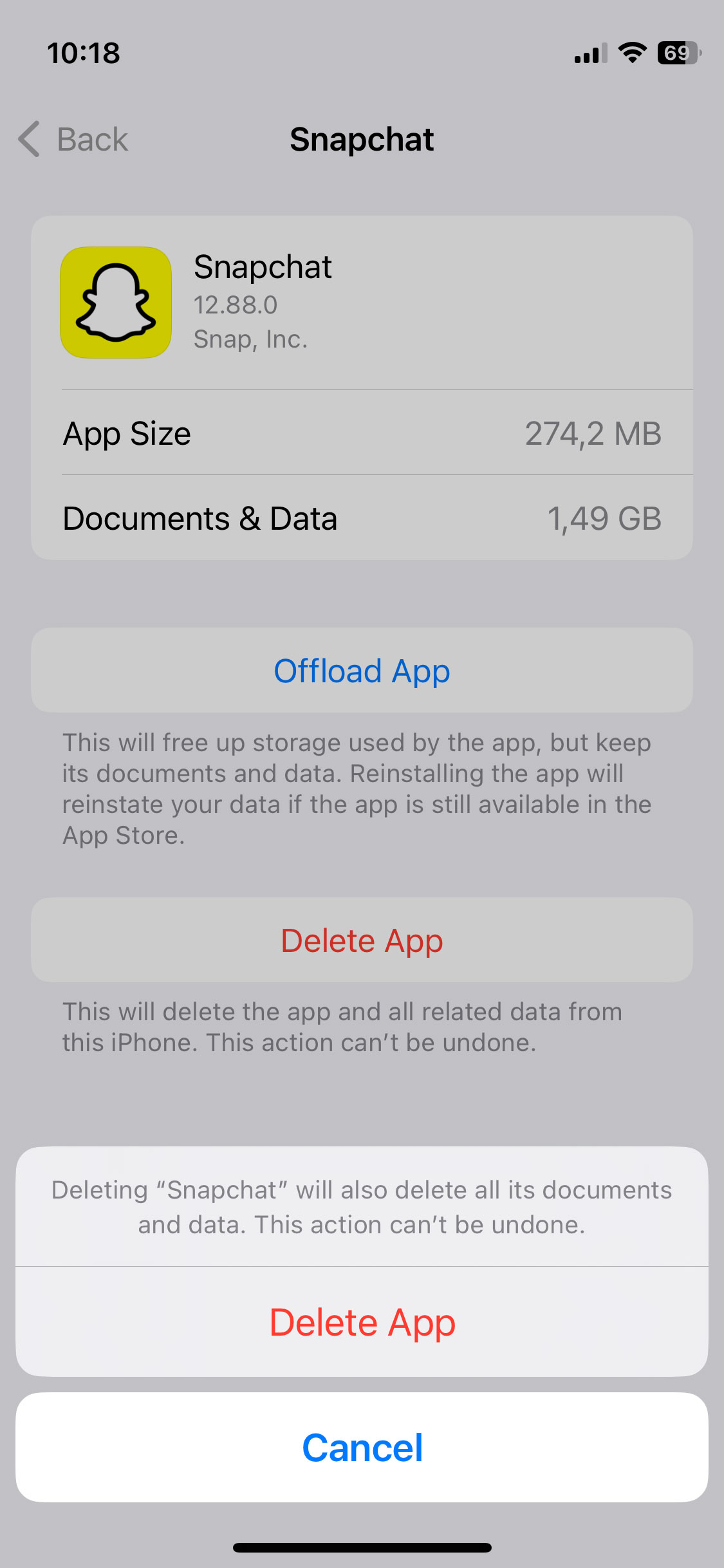 delete app from iPhone